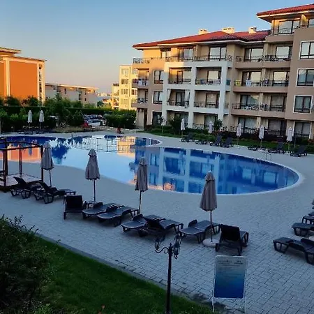 Апартаменты Sea Dreams Sunrise *